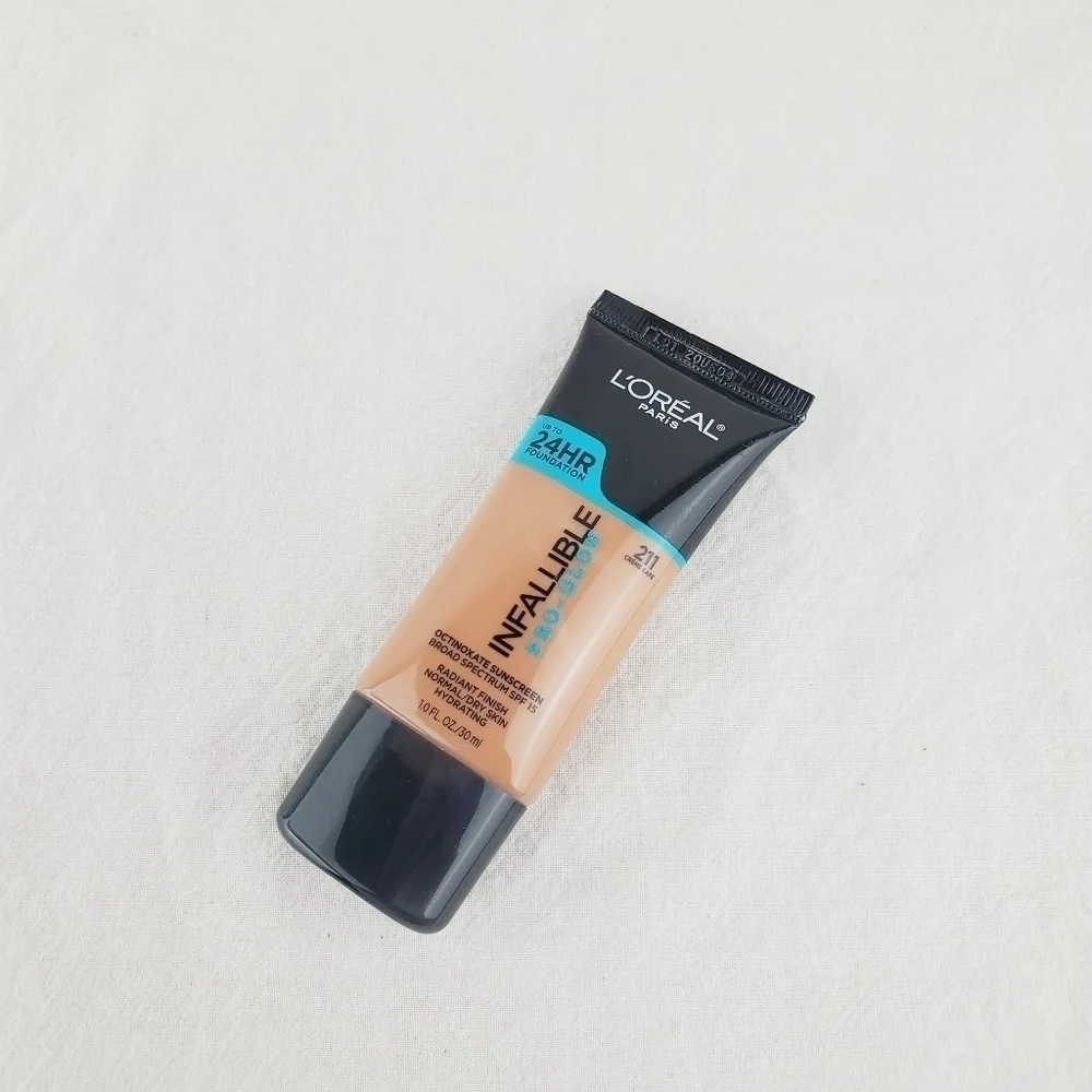LAST ONE 🔥L'ORÉAL infallible pro Glow foundation 211